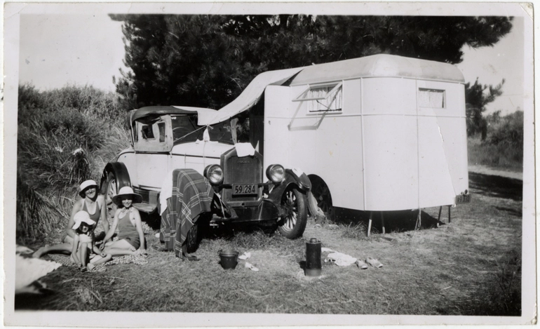 Image: Camping at Leithfield Beach
