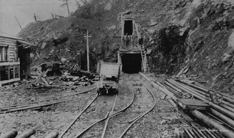 Image: The entrance to the Bealey end of the Arthur's Pass tunnel