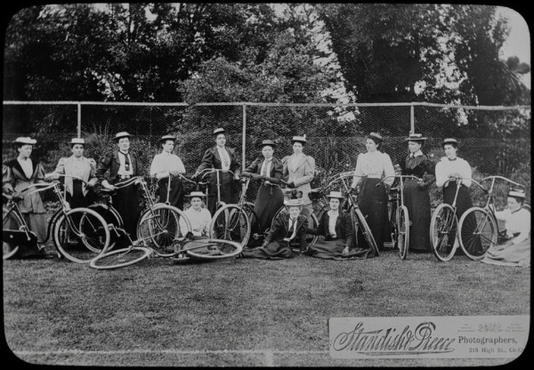 Image: Fourteen unidentified women with bicycles