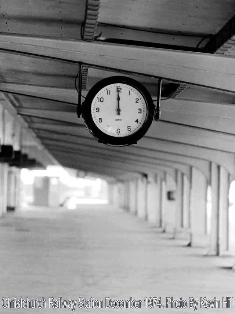 Image: Clock on railway station platform