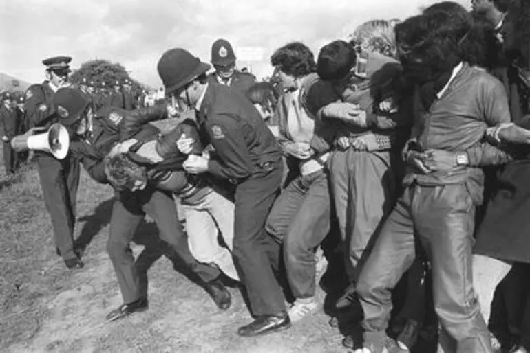 Image: Police dealing to protestor. Orakei Bastion Point Occupation