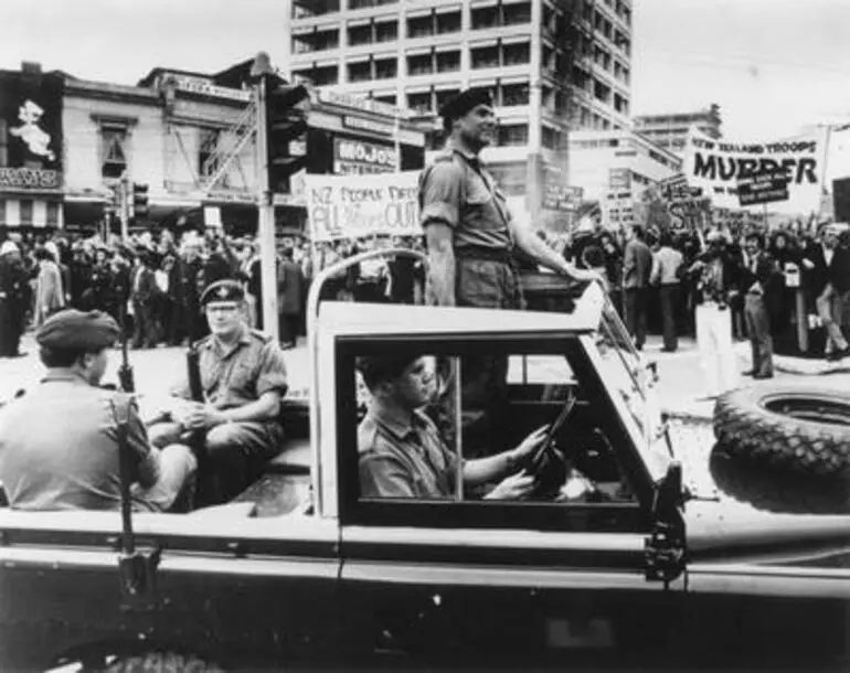 Image: Troops from Vietnam