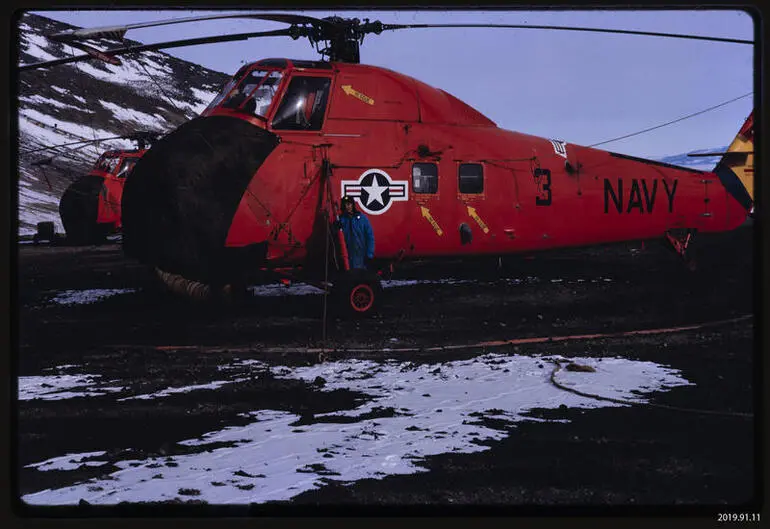 Image: Slide: US Navy Helicopter, McMurdo Station