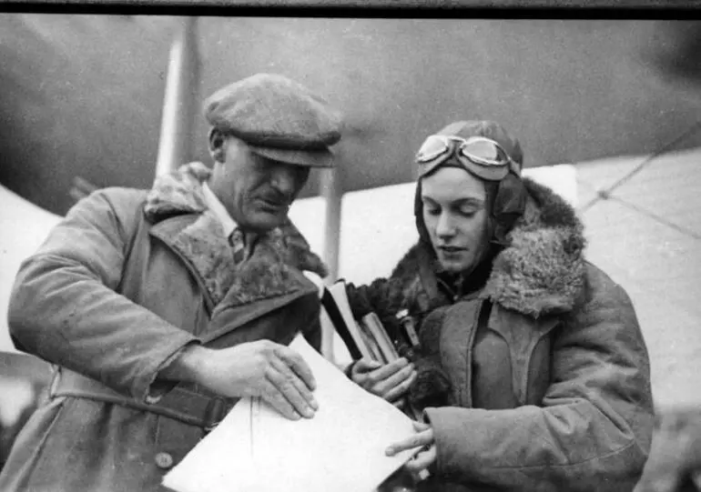 Image: Jean Batten and Captain Gerald Stedman