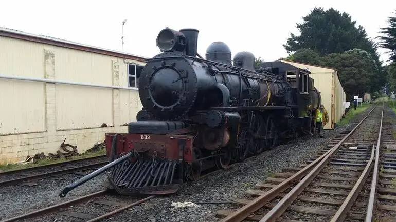 Image: Steam locomotive Ab832