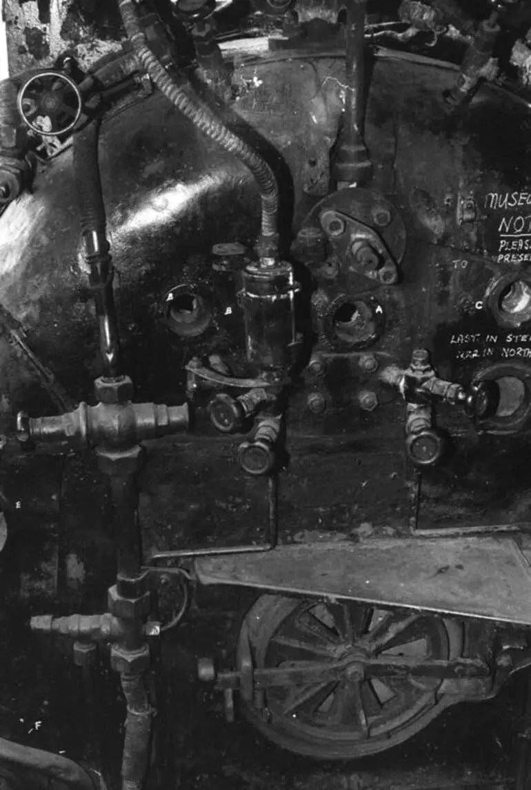 Image: Photograph of locomotive AB 832