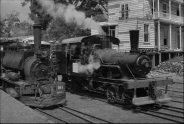 Image: Photograph of locomotives at MOTAT