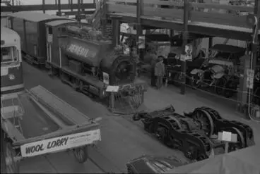 Image: Photograph of Peverill locomotive, van and cars