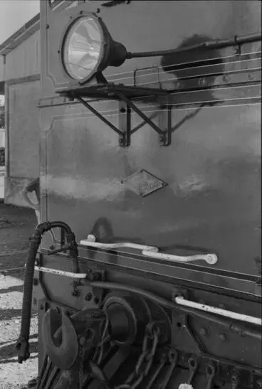 Image: Photograph of locomotive F 163