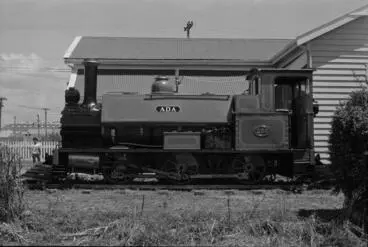 Image: Photograph of locomotive F 233