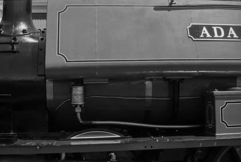 Image: Photograph of locomotive F 233