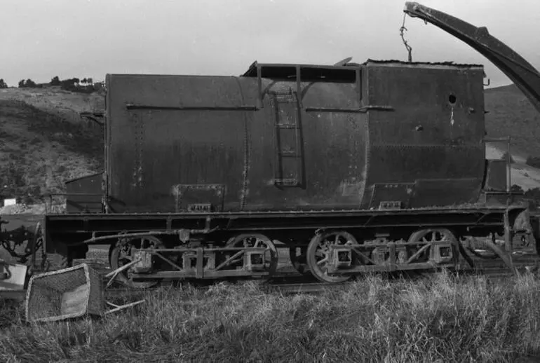 Image: Photograph of AB locomotive tender