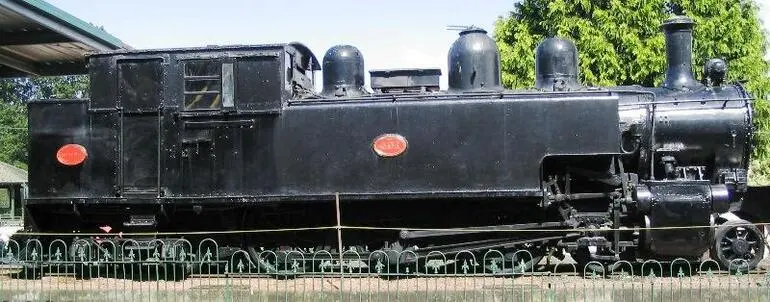 Image: Steam locomotive Ww 491