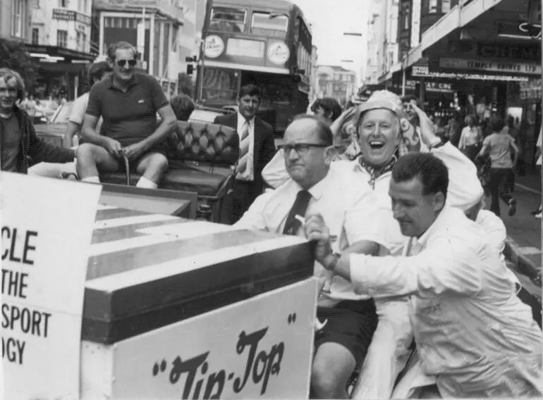 Image: Jeep Halling and others on Tip-Top tricycle, Queen St