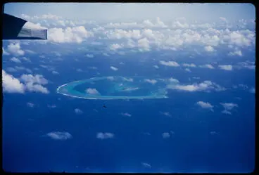 Aerial photograph from TEAL Short Solent of an Island atoll Image: Aerial photograph from TEAL Short Solent of an Island atoll