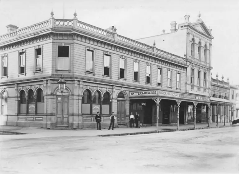 Image: Masonic Hotel, Napier