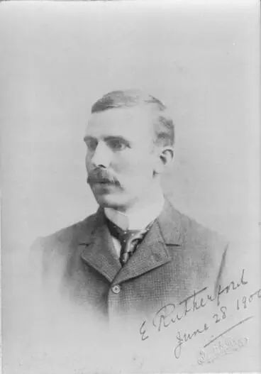Rutherford, Ernest Image: Rutherford, Ernest