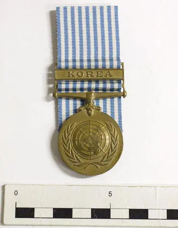Image: Medal, United Nations Korea