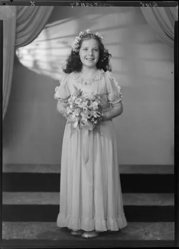 Image: Willoughby, Girl