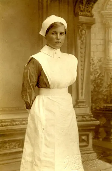Image: Nurse in uniform