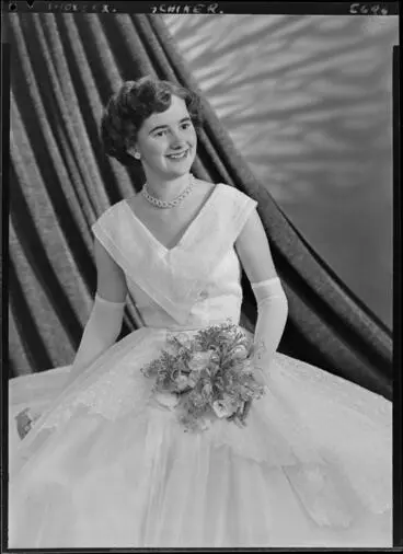 Schiker, Debutante Image: Schiker, Debutante