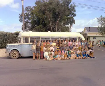 Image: Mangorei Road School Bus, Group