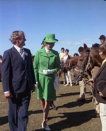 Image: Princess Anne greeting equestrian riders, New Plymouth