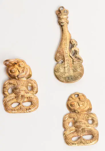 Gold Rail Passes Image: Gold Rail Passes