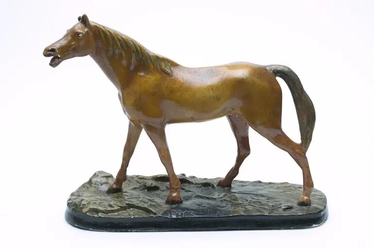 Image: Statuette - Phar Lap, Plaster, 1930s