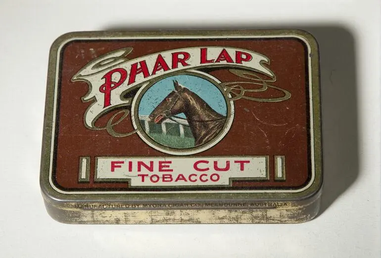 Image: Tobacco Tin - Myona Cigar Company, Phar Lap, 1931-1932