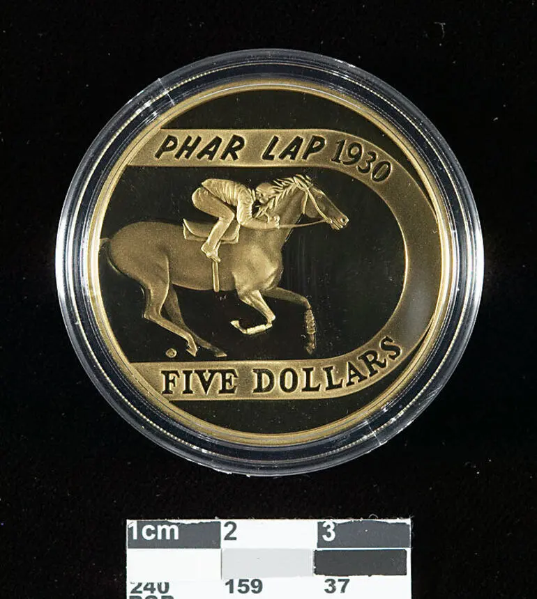 Image: Proof Coin - 5 Dollars, Phar Lap 1930 Melbourne Cup Commemorative, Australia, 2000