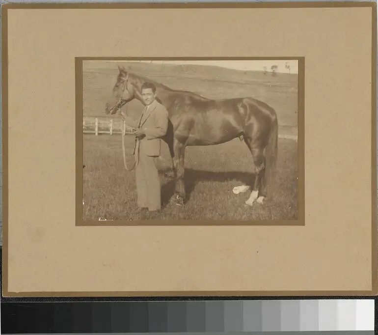 Image: Photograph - Phar Lap & Mark Friend, 1931