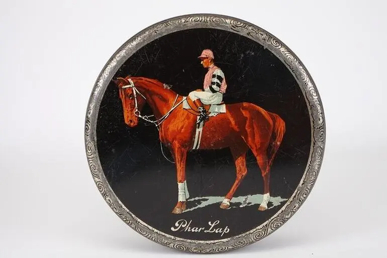 Image: Cake Tin - Phar Lap, Metal, 1930s