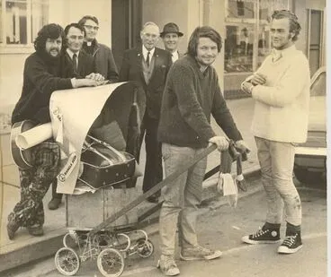 Image: National Young Christian Workers trek to Wellington, 1971