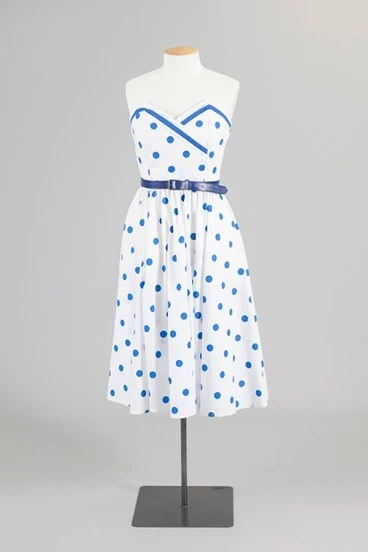 Image: Polka dot strapless dress
