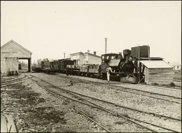 Image: Feilding Railway Station and yards