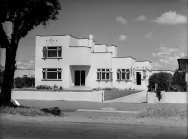 Image: Art Deco House at 250 Fitzherbert Avenue (2)