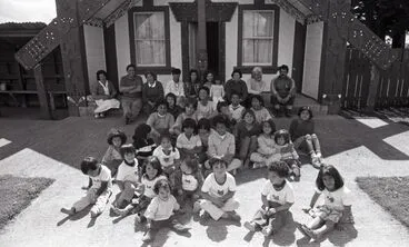 Image: Highbury Children Visit Kauwhata Marae