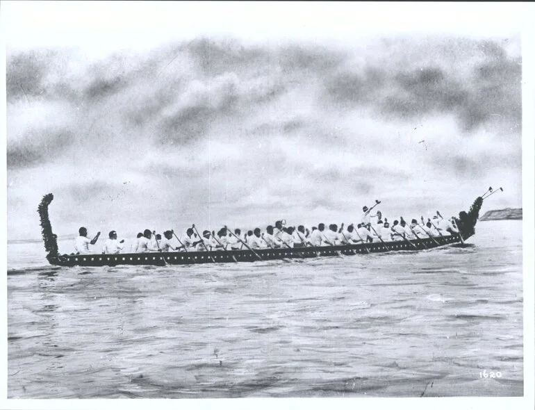 Image: Maori War Canoe and Party on Waikato River