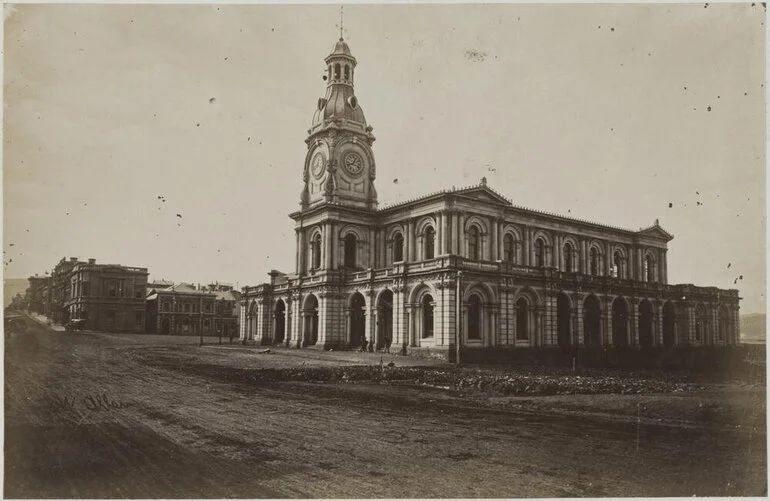 Image: Post Office building