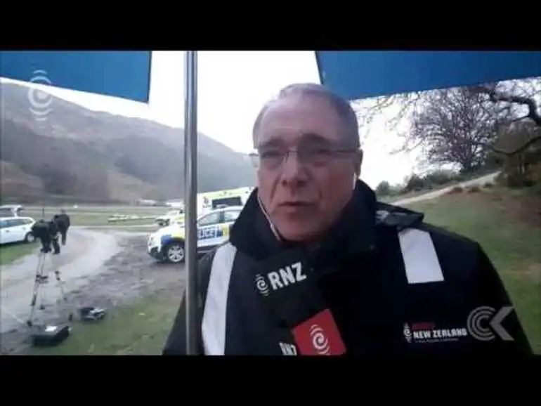 Image: Family members of 4WD group wait on rescue: RNZ Checkpoint