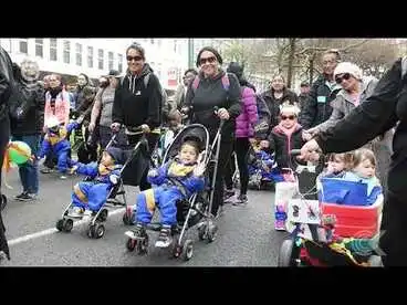 Thousands attend Māori Language Week Parade: RNZ Checkpoint Image: Thousands attend Māori Language Week Parade: RNZ Checkpoint