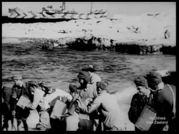 Image: Navy Bombs Bardi (1941)