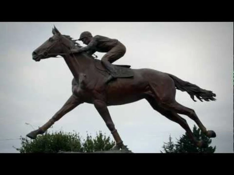 Image: Timaru's heroes - Roadside Stories