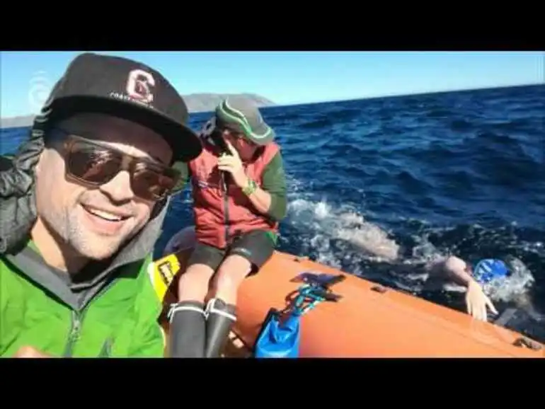 Image: 12 year old becomes youngest to swim Cook Strait: RNZ Checkpoint