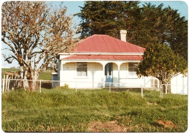Image: Farm Cottage, Gills Road, Howick.