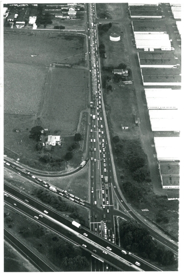 Image: Southern Motorway and Mt Wellington Highway c1989