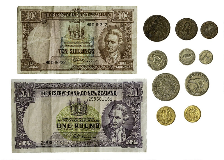 Image: Coinage and Notes