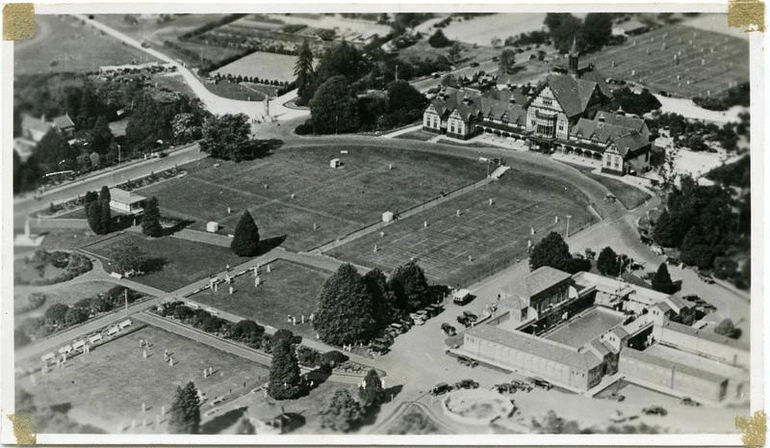 Image: Aerial view of Government Gardens and Bath House