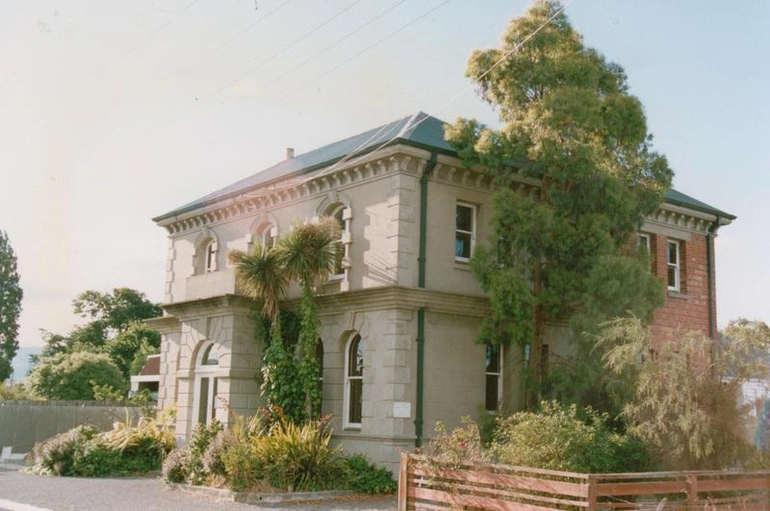 Image: AMBERLEY Old Bank Building